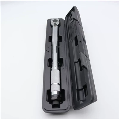 ДИНАМЕТИЧНИЙ КЛЮЧ 1/2" 28-210NM